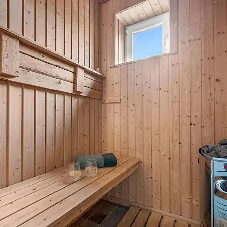 Dom wakacyjny Modern With Indoor-spa And Sauna In Lodbjerg Hede Ringkøbing